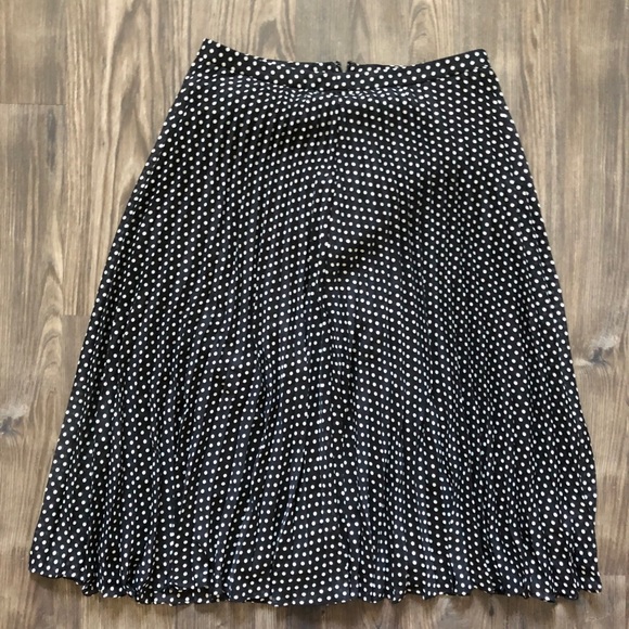 LOFT Dresses & Skirts - Black and White Polka Dot Pleated Skirt LOFT Dresses & Skirts - Black and White Polka Dot Pleated Skirt